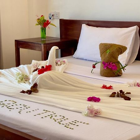 Equalia Boutique Hotel 江比阿 外观 照片